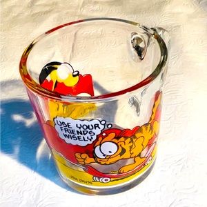 Rare VINTAGE 1978 McDonald's Garfield & Odie Collectors Glass Mug Jim Davis